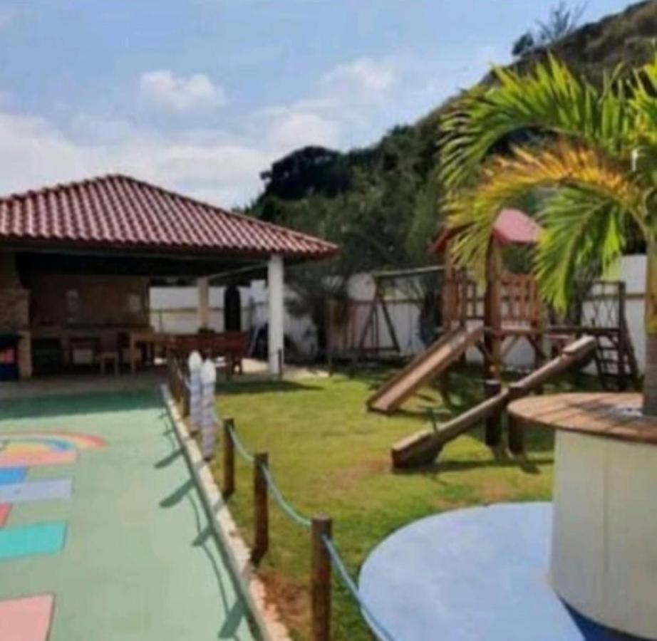 Apto Em Praia Grande - Rj